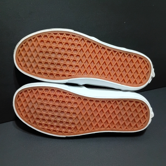 Vans Cream Classic Slip-on Deluxe Comfort Women's Shoes - Picture 10 of 11